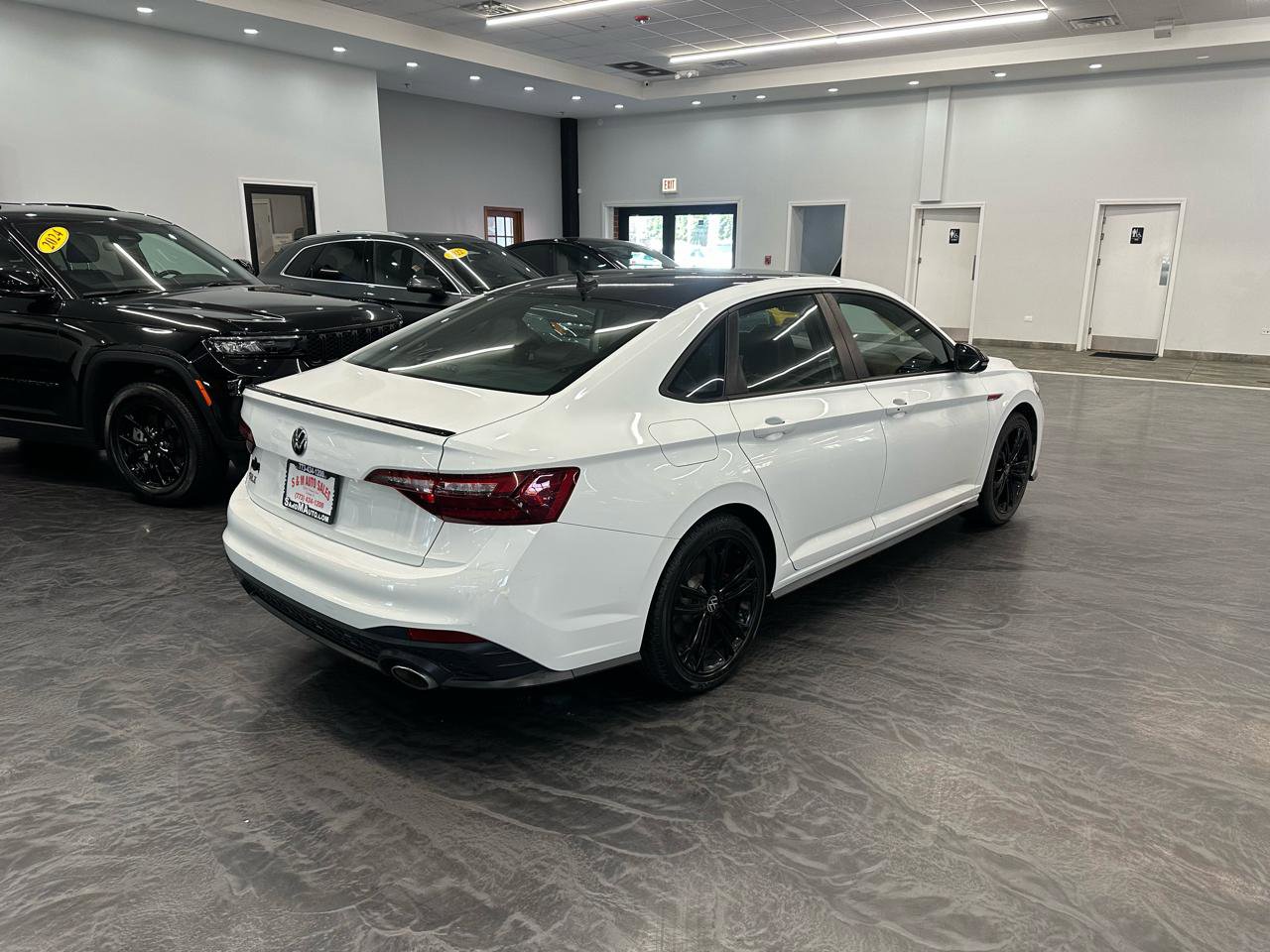 Used 2022 Volkswagen Jetta GLI Autobahn w/ GLI Black Package FWD image 5