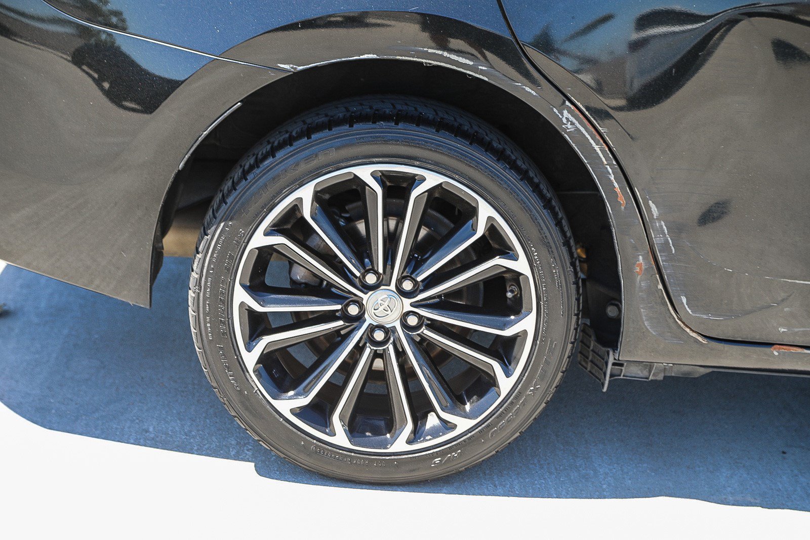 Used 2016 Toyota Corolla S FWD image 11