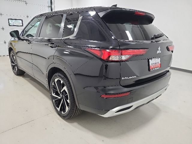 Used 2024 Mitsubishi Outlander SE FWD image 9