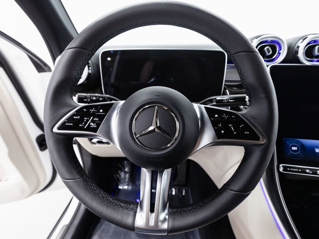 Used 2026 Mercedes-Benz GLC 350e 4MATIC image 12