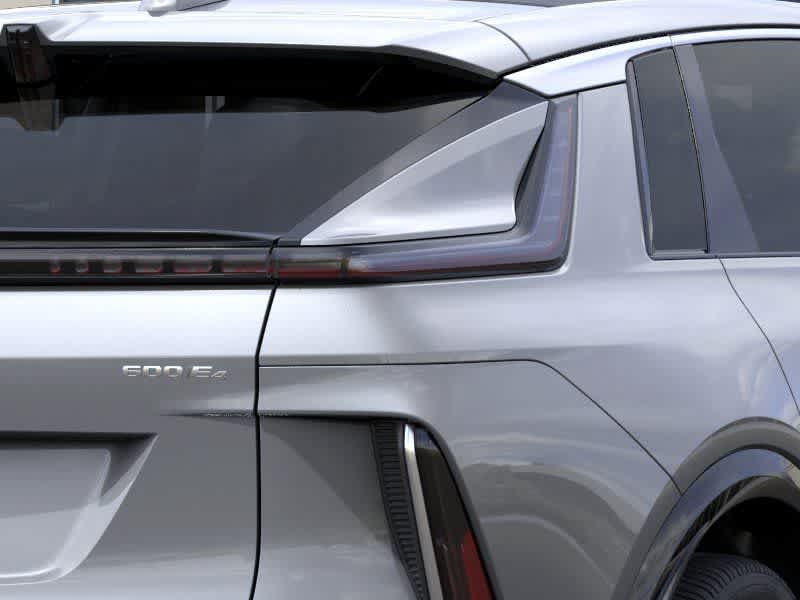 New 2026 Cadillac Lyriq Luxury AWD/4WD image 11