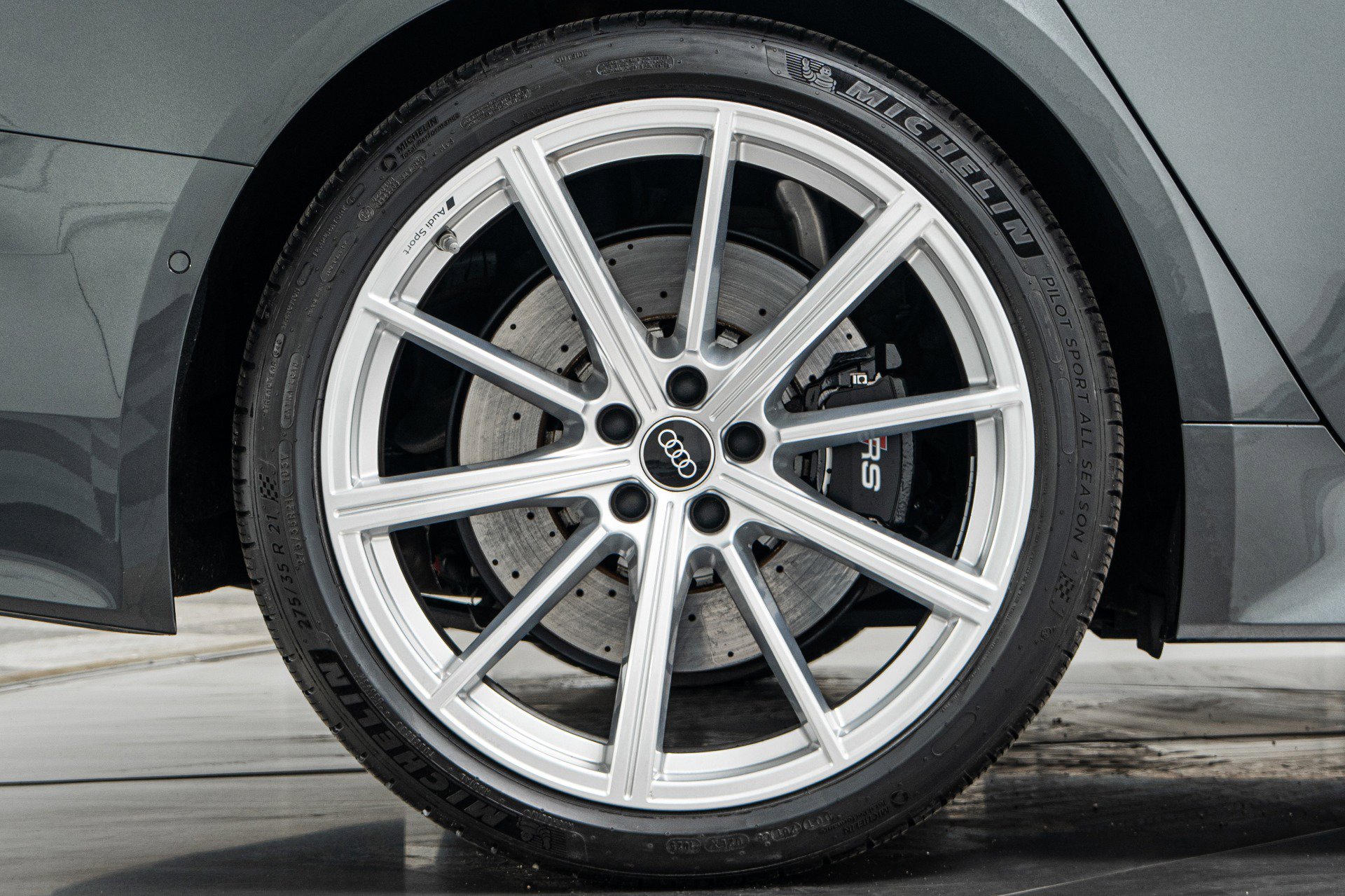 Used 2023 Audi RS 6 AWD/4WD image 45