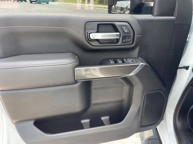 Used 2022 GMC Sierra 2500 AT4 AWD/4WD image 9