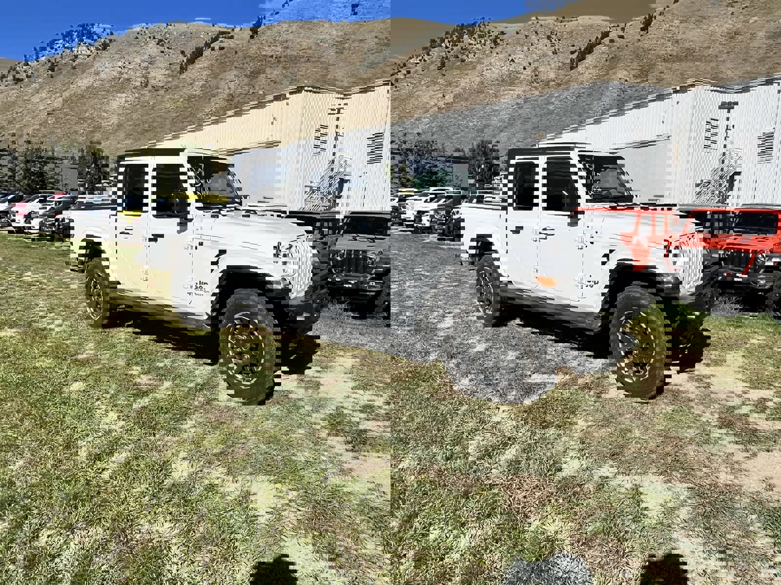 Used 2021 Jeep Gladiator Overland w/ Popular Equipment Package image 4