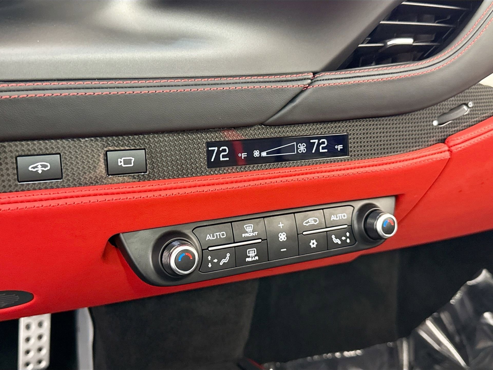 Certified 2021 Ferrari F8 Tributo image 12