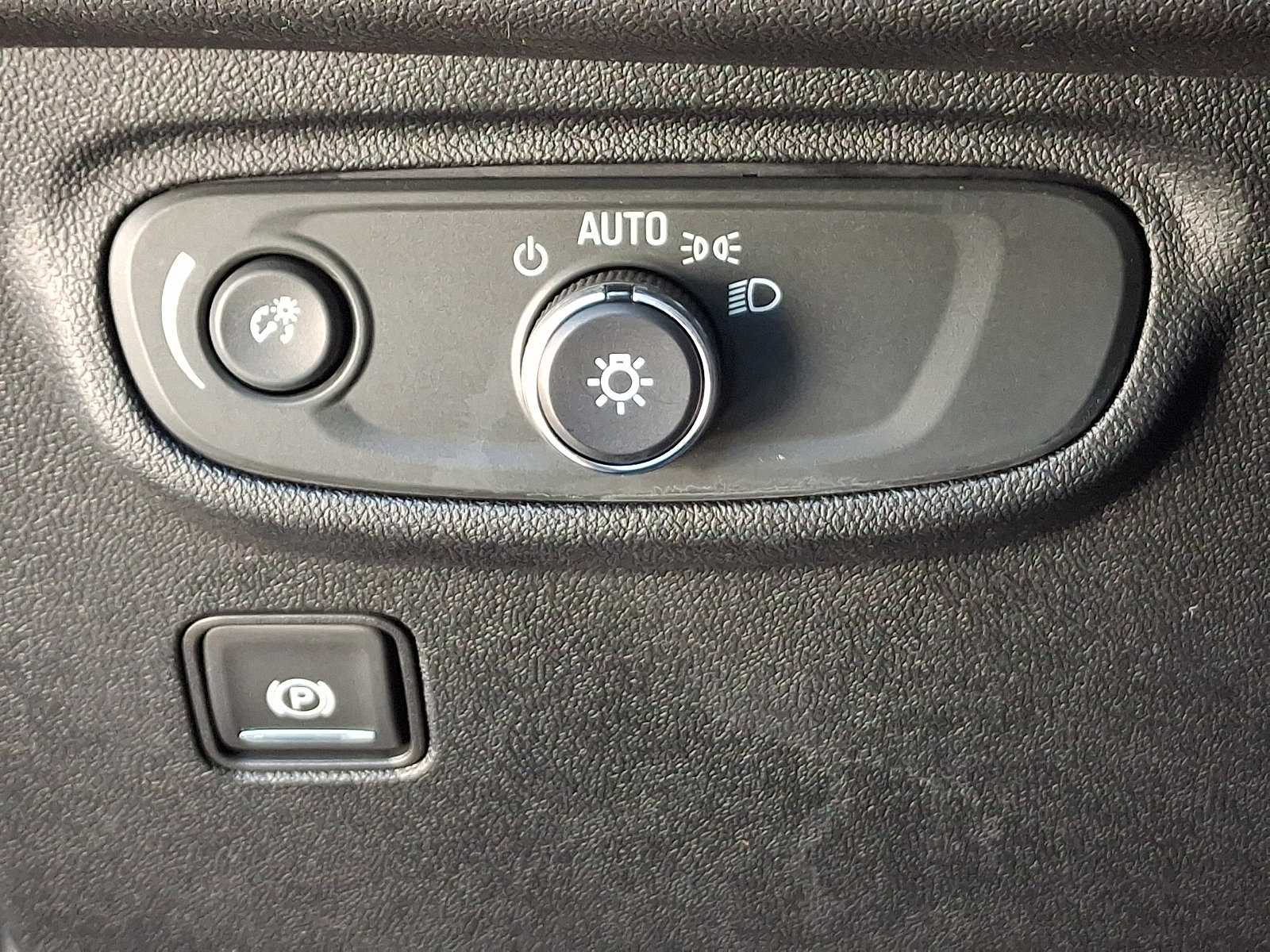 Used 2019 GMC Terrain SLE w/ Driver Convenience Package image 23