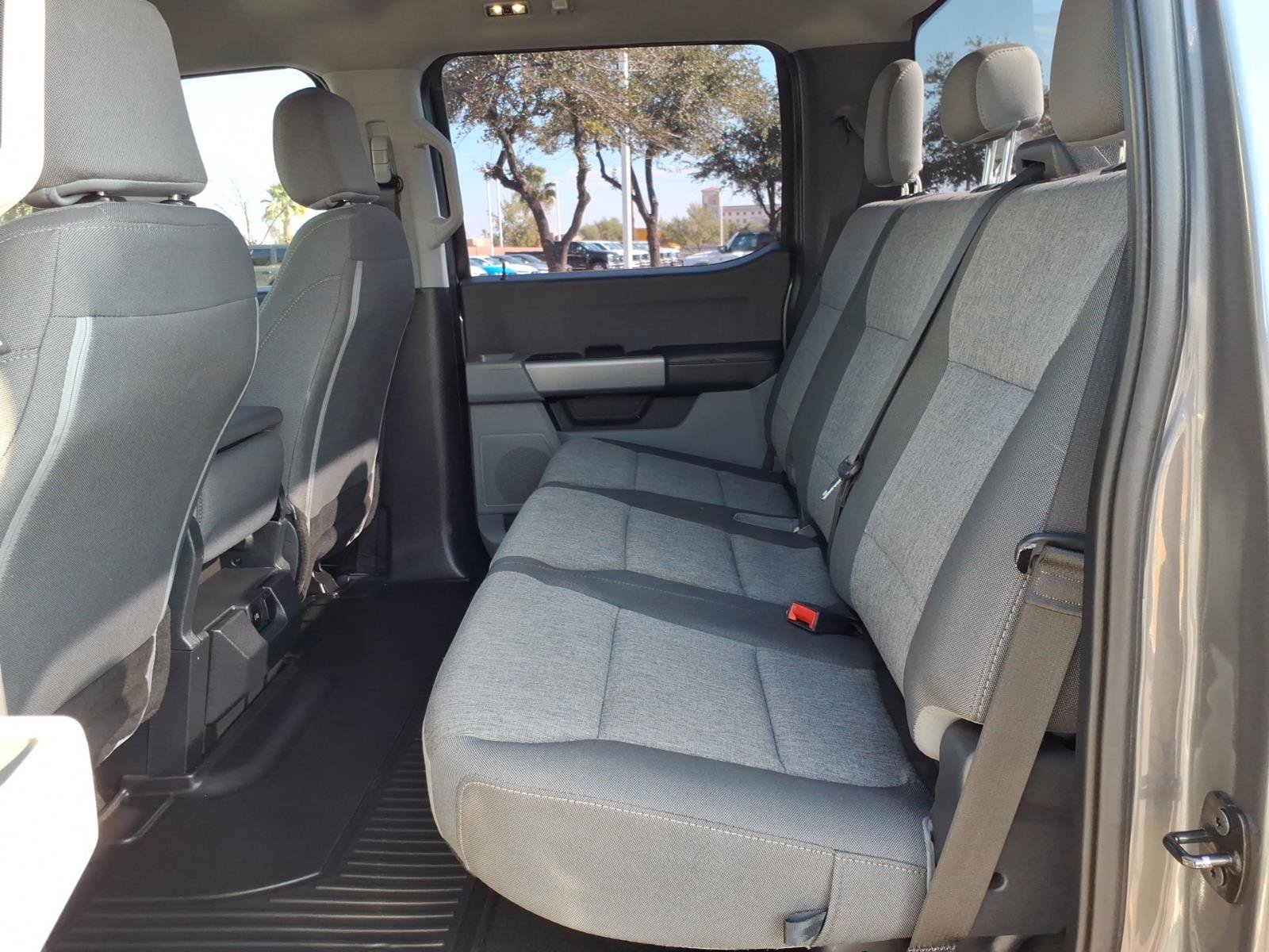 Used 2024 Ford F250 XL w/ STX Appearance Package AWD/4WD image 14