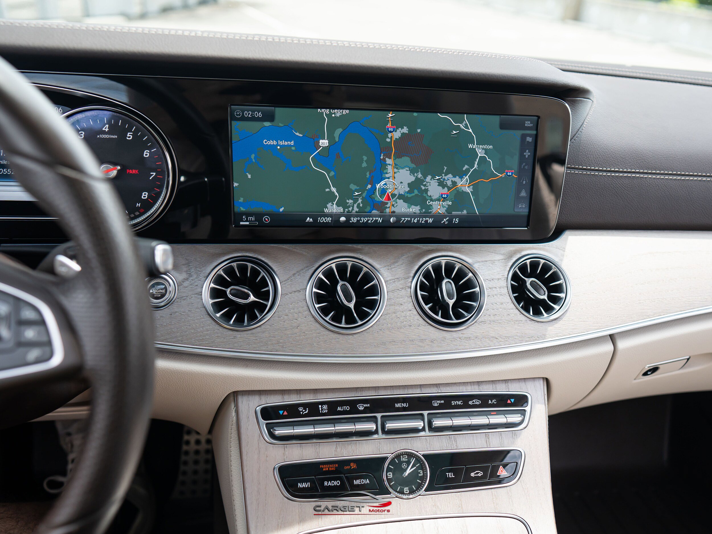 Used 2018 Mercedes-Benz E 400 4MATIC Coupe image 26