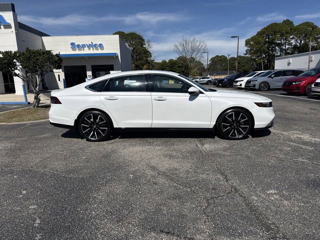 Certified 2025 Honda Accord Touring image 4