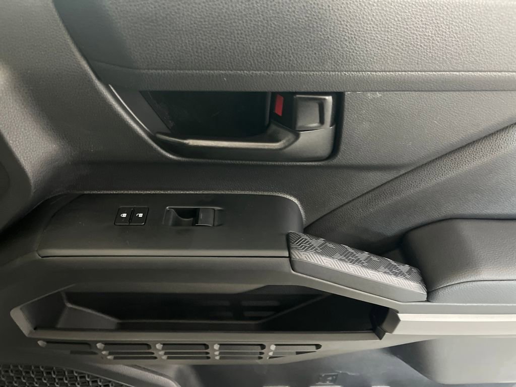 Used 2025 Toyota Tacoma SR5 image 60