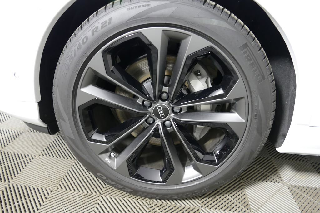 New 2026 Audi Q7 3.0T Premium Plus AWD/4WD image 22