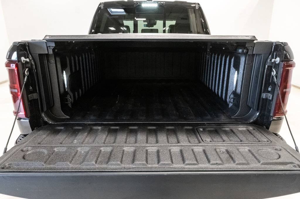 Used 2025 RAM 1500 Tungsten w/ Bed Utility Group AWD/4WD image 32