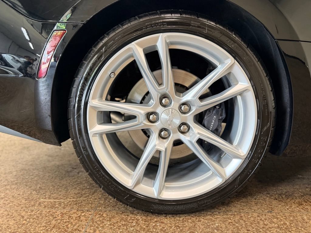 Used 2023 Chevrolet Camaro SS RWD image 21