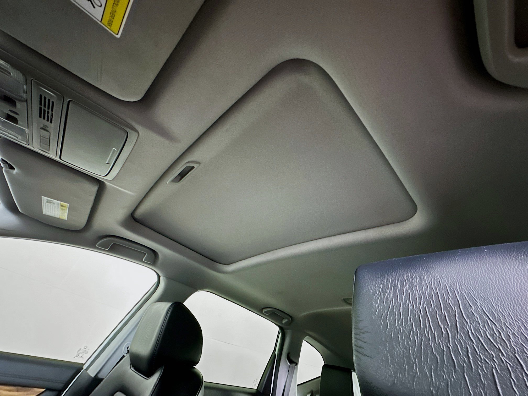 Used 2018 Honda CR-V Touring image 26