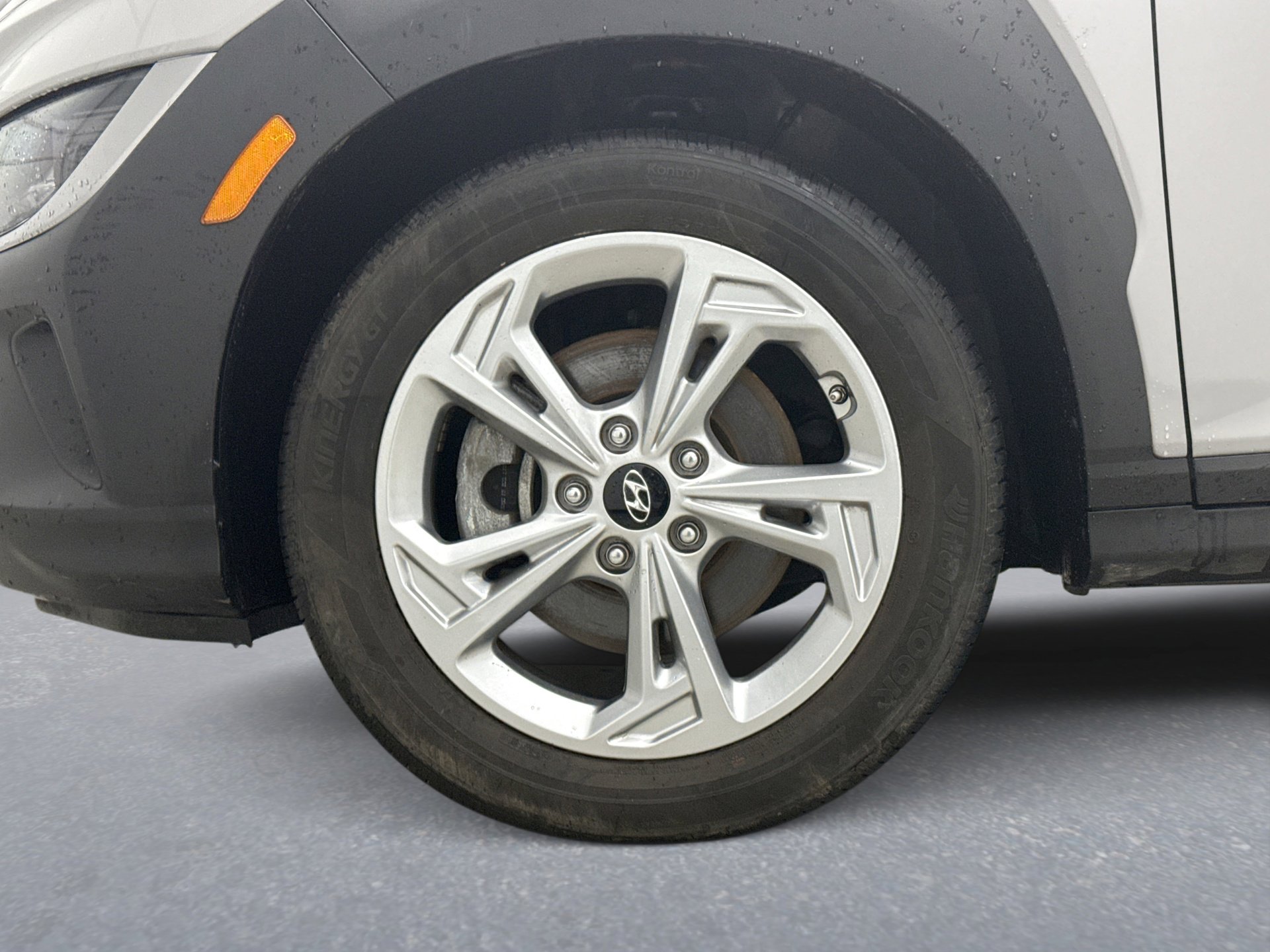 Used 2023 Hyundai Kona SEL image 23