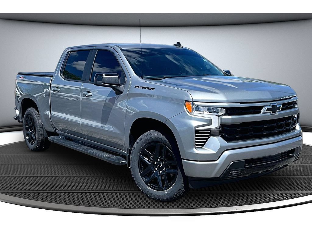 Used 2024 Chevrolet Silverado 1500 RST w/ Protection Package AWD/4WD image 2