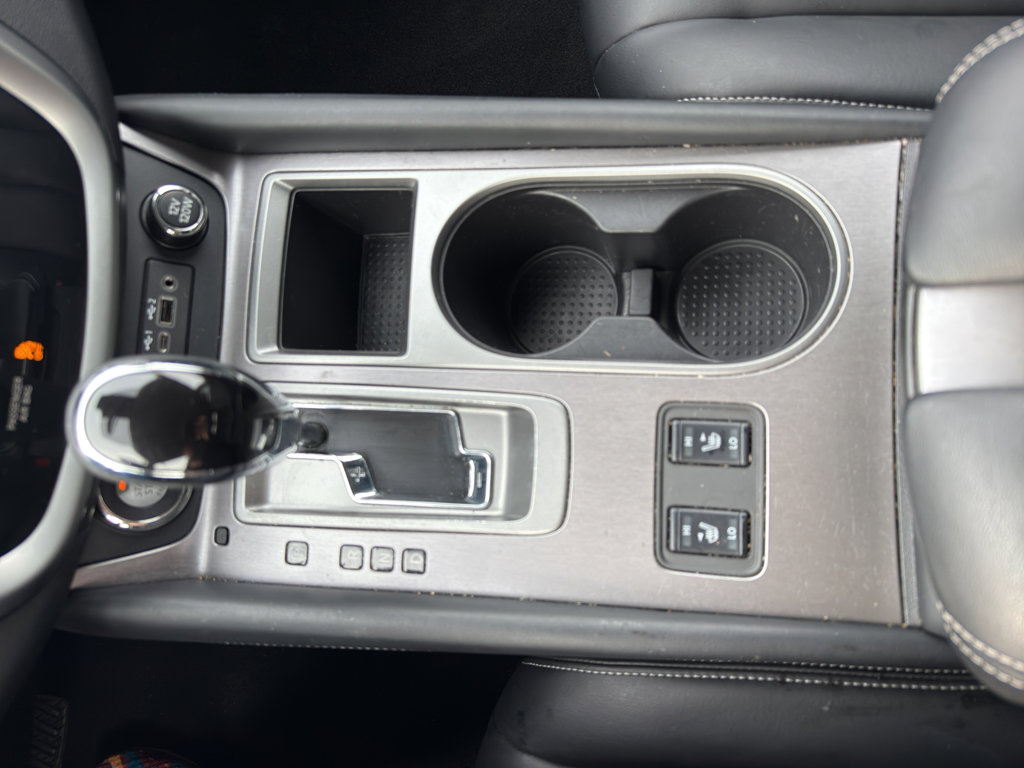 Certified 2024 Nissan Murano SV w/ SV Midnight Edition Package image 22