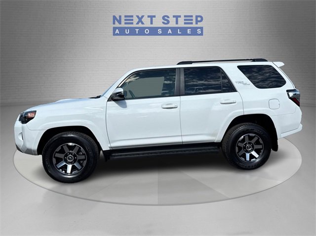 Used 2024 Toyota 4Runner TRD Off-Road Premium image 4