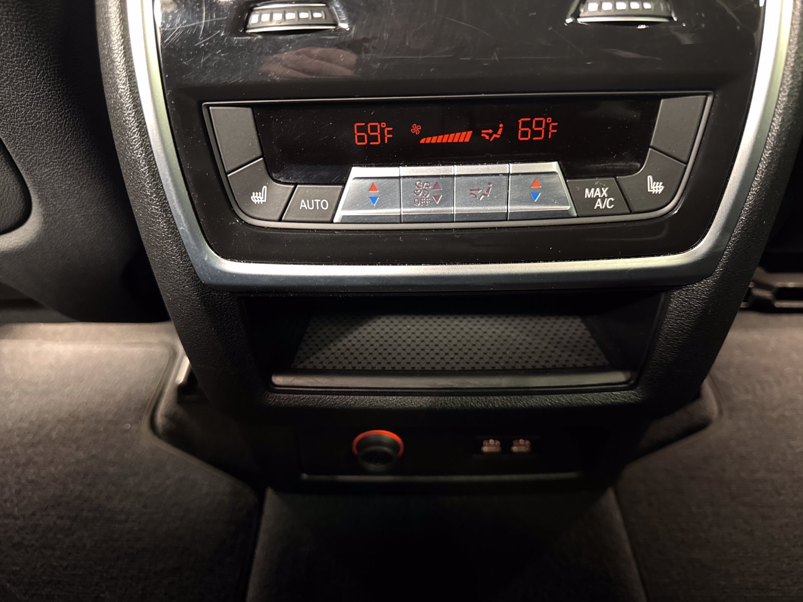 Used 2024 BMW X5 xDrive40i w/ Premium Package AWD/4WD image 23