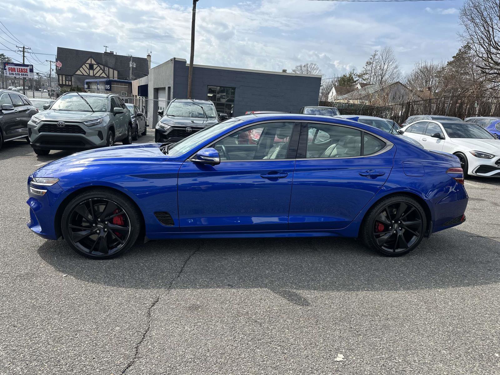 Used 2023 Genesis G70 3.3T w/ Sport Prestige Package AWD/4WD image 6
