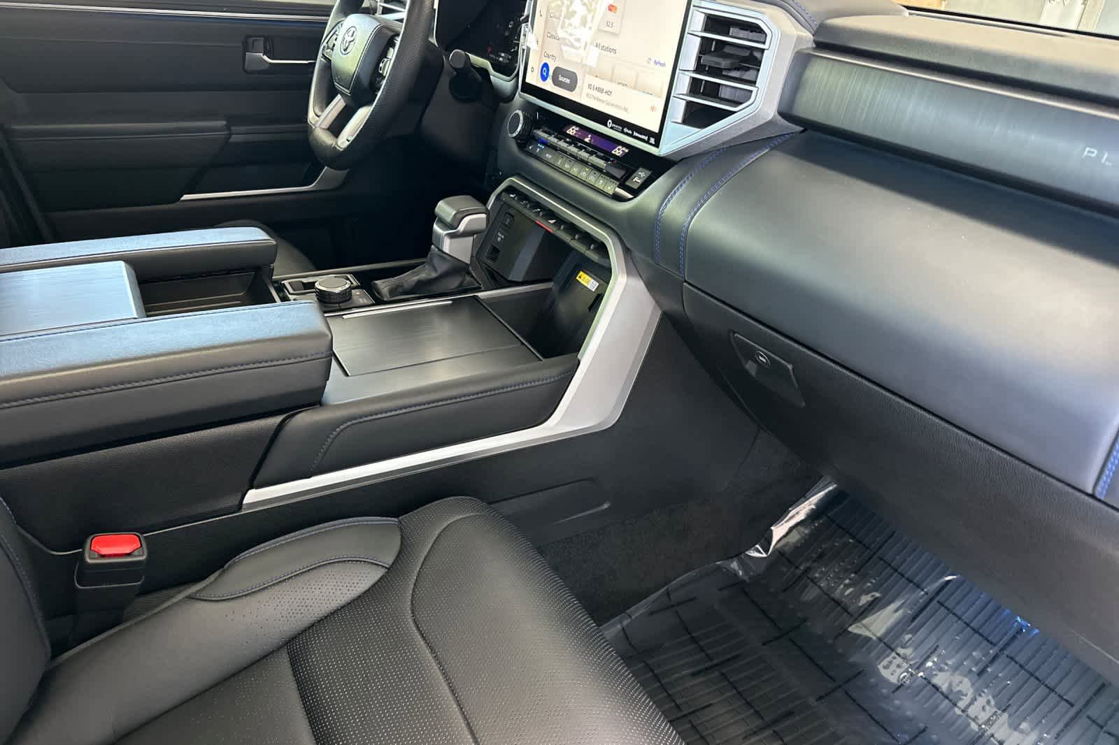 Used 2023 Toyota Tundra Platinum AWD/4WD image 16