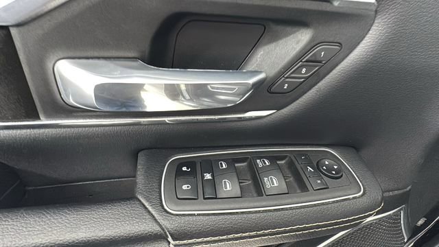 Used 2022 RAM 1500 Laramie w/ Sport Appearance Package image 18