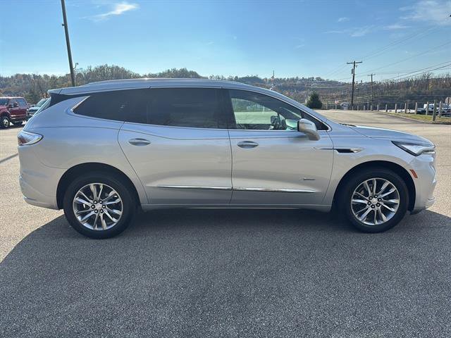 Used 2022 Buick Enclave Avenir w/ Avenir Technology Package image 5