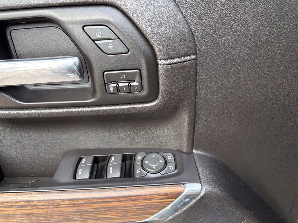 Used 2019 Chevrolet Silverado 1500 High Country AWD/4WD image 33