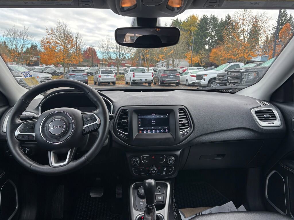 Used 2019 Jeep Compass Latitude w/ Popular Equipment Group image 12