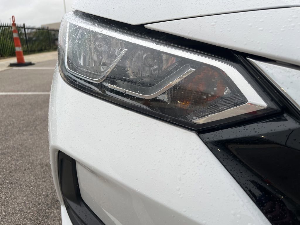 Used 2023 Nissan Sentra SV w/ All-Weather Package FWD image 14