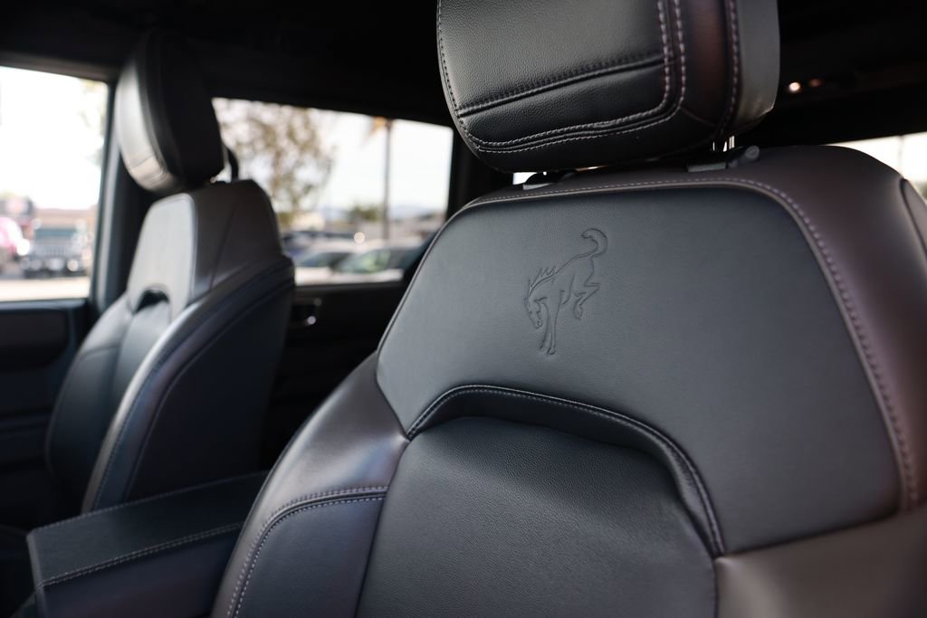 Used 2025 Ford Bronco Outer Banks image 19