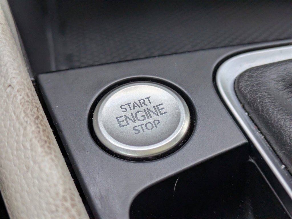 Used 2023 Volkswagen Jetta SE image 27