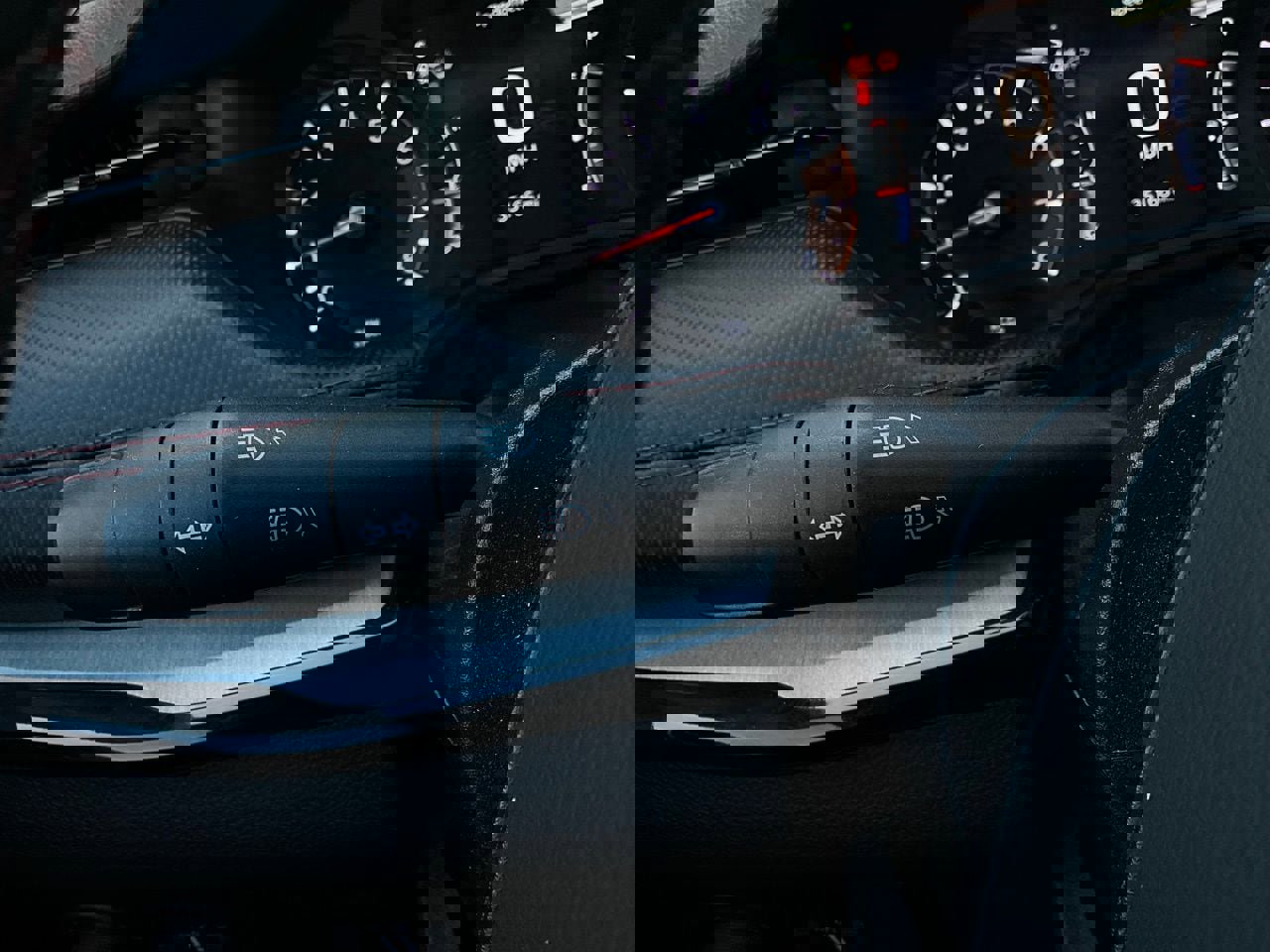 Used 2025 Jeep Compass Trailhawk image 35