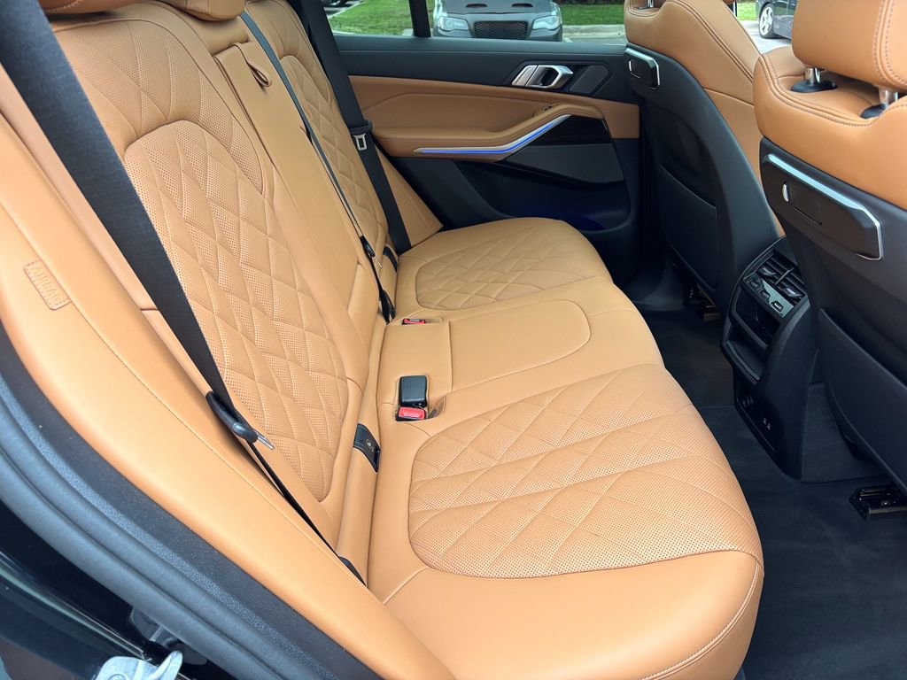 Certified 2024 BMW X5 xDrive40i w/ Premium Package AWD/4WD image 43