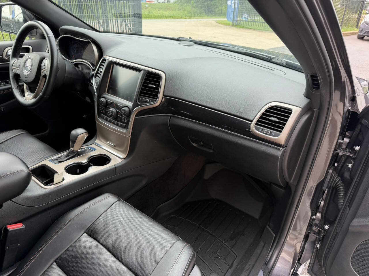 Used 2016 Jeep Grand Cherokee Limited 75th Anniversary RWD image 18