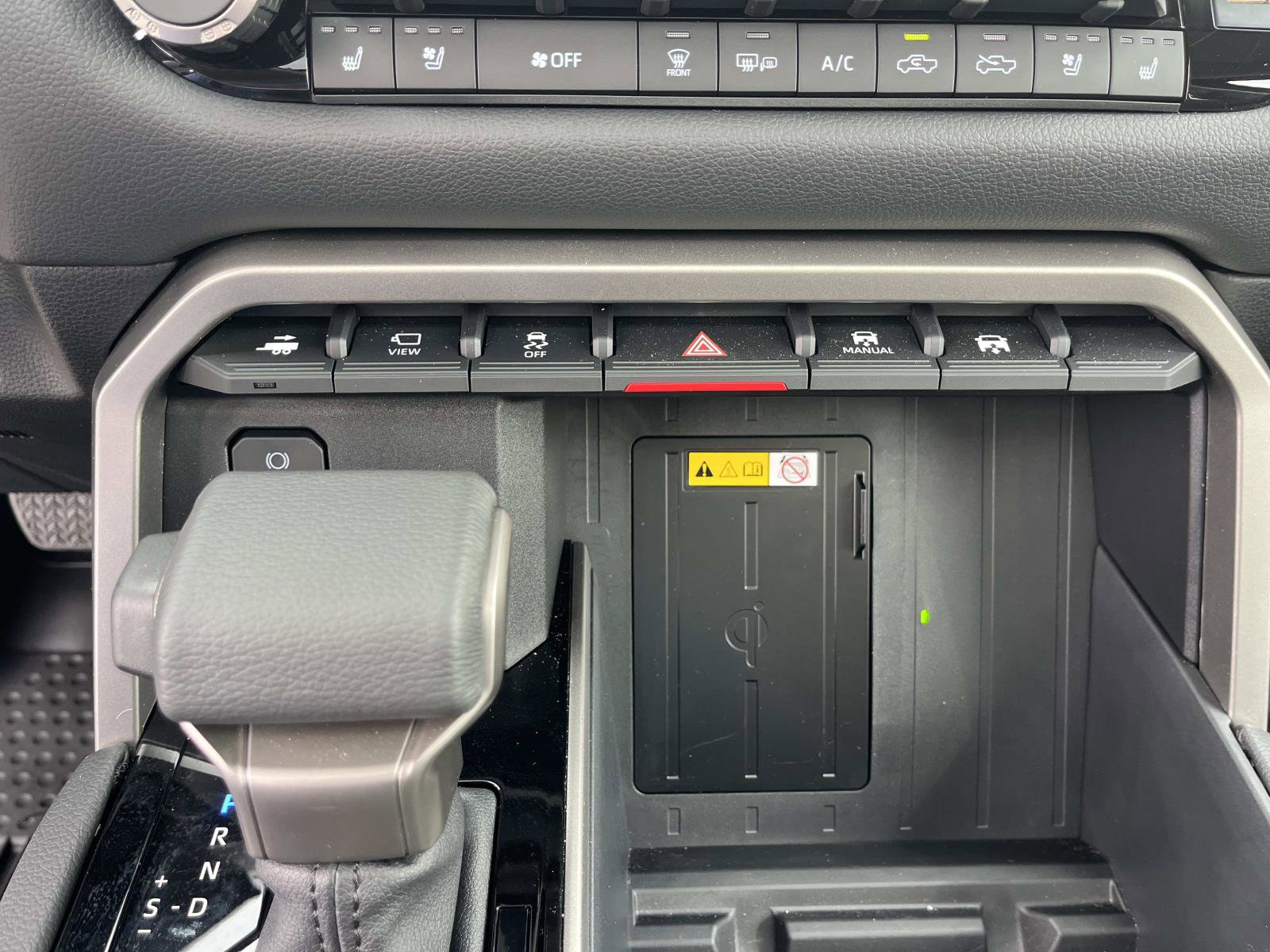 Used 2024 Toyota Tundra Limited image 24