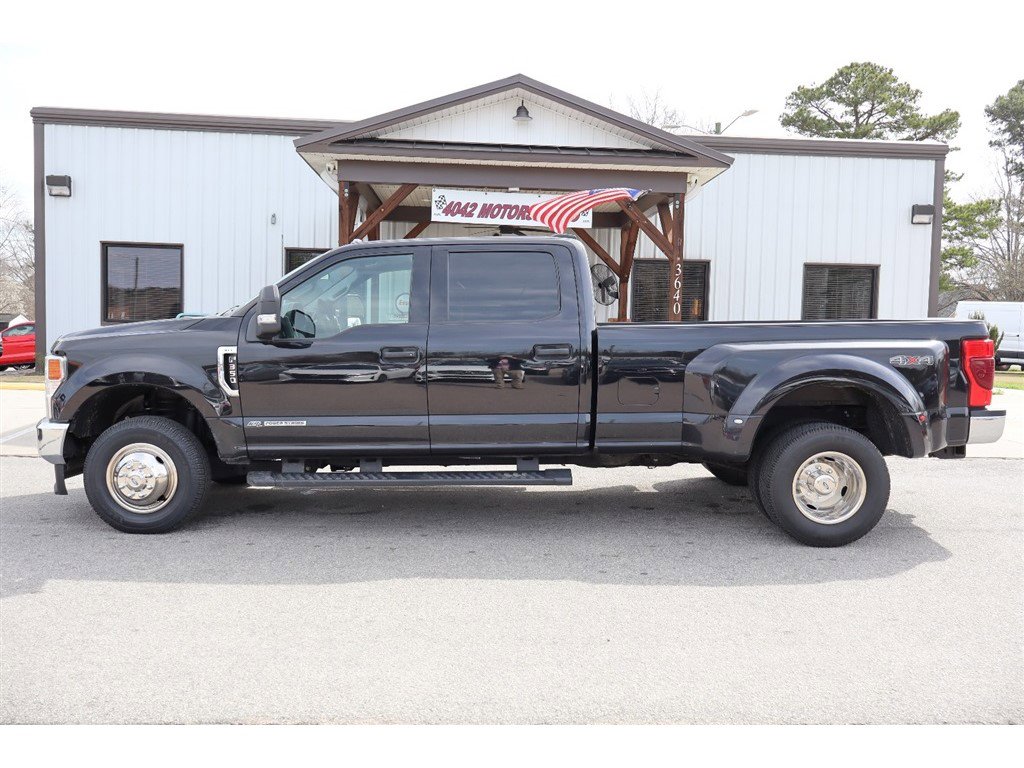 Used 2022 Ford F350 XLT image 2