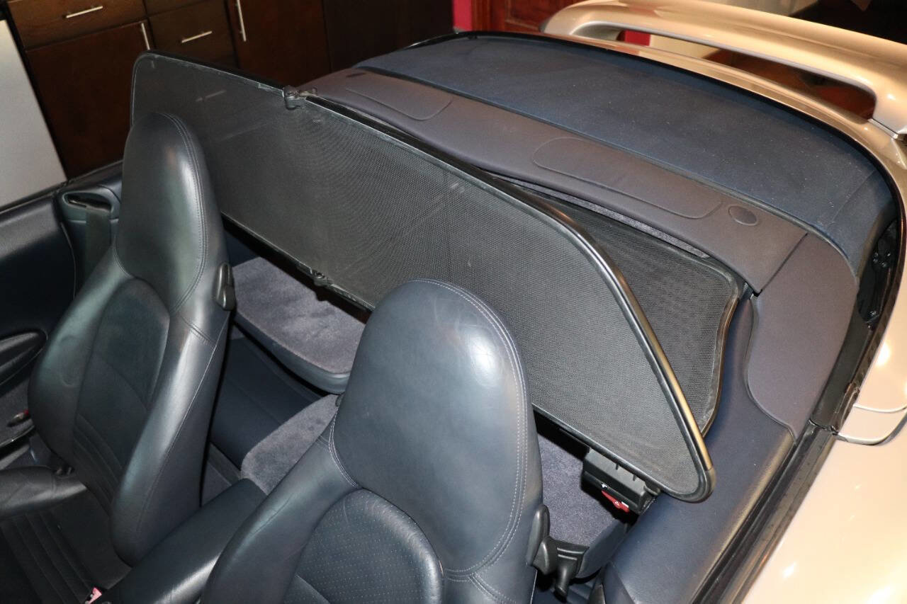 Used 2003 Porsche 911 Carrera 4 image 49