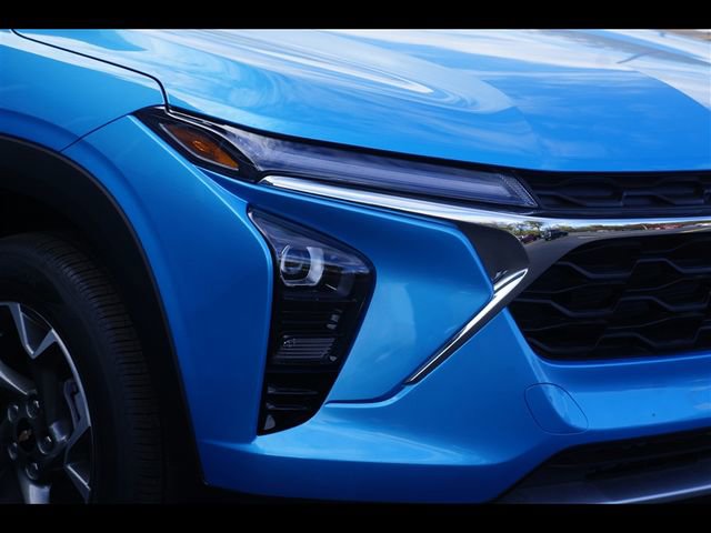 New 2026 Chevrolet Trax LT w/ Driver Confidence Package image 19