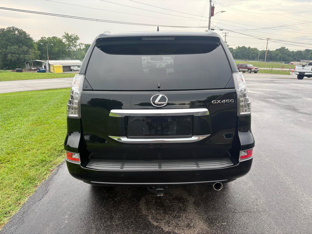 Used 2017 Lexus GX 460 Premium w/ Premium Package AWD/4WD image 3
