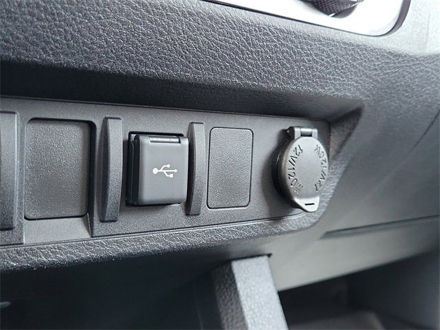 Used 2022 Toyota Tacoma SR image 24