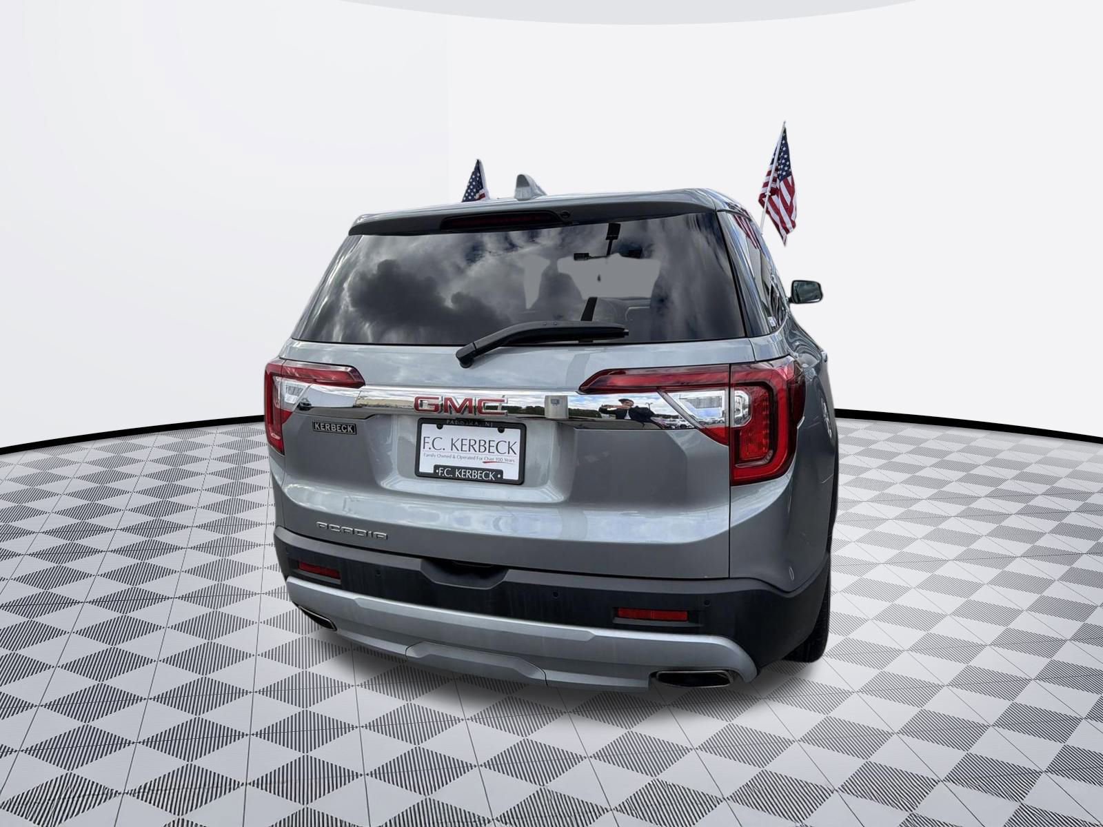 Certified 2023 GMC Acadia SLE image 6