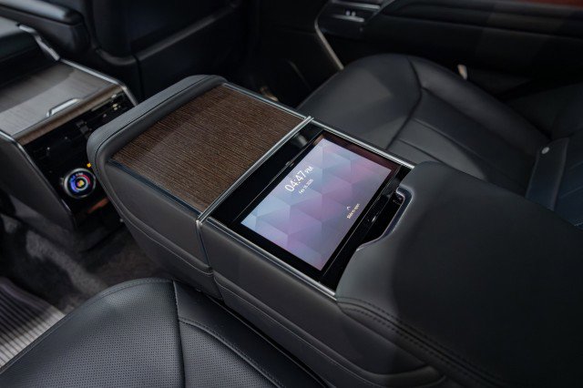 Used 2023 Land Rover Range Rover Long Wheelbase Autobiography image 41