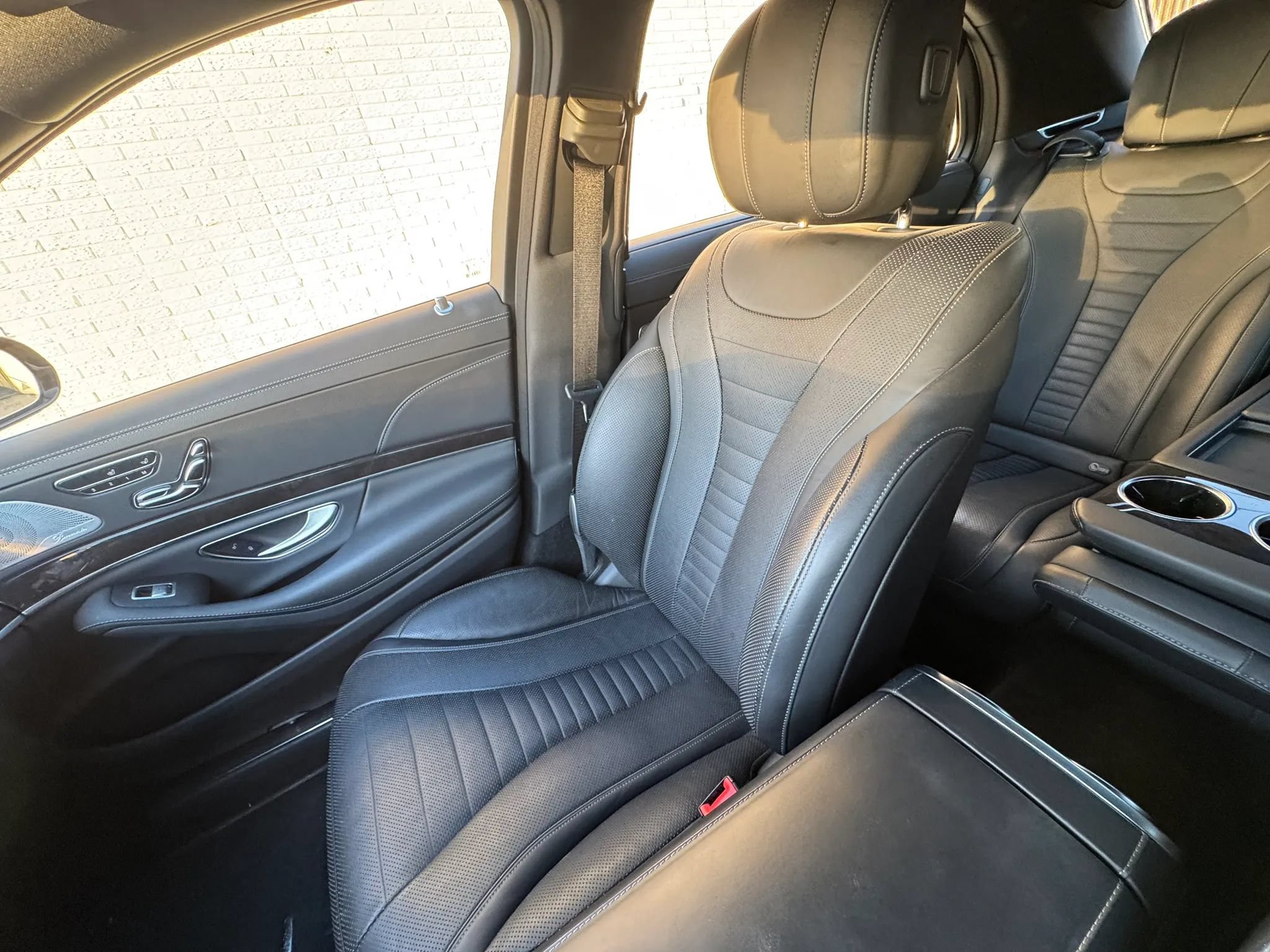 Used 2019 Mercedes-Benz S 560 Sedan image 29