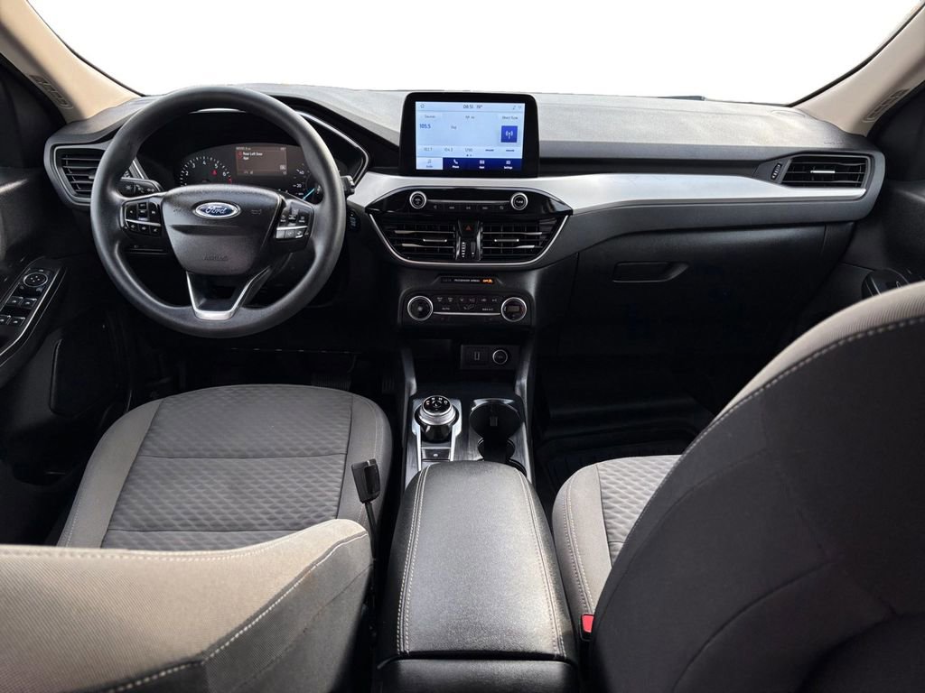 Used 2020 Ford Escape SE image 17