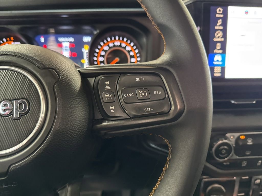 Used 2024 Jeep Gladiator Sport image 17