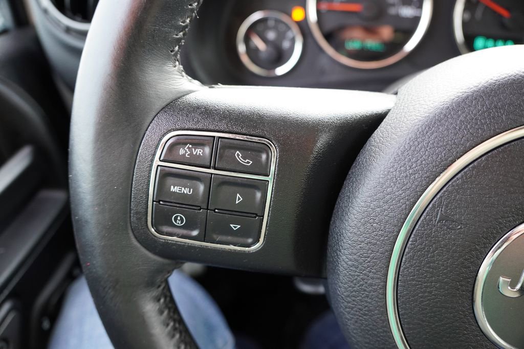 Certified 2018 Jeep Wrangler Unlimited Sport S image 28