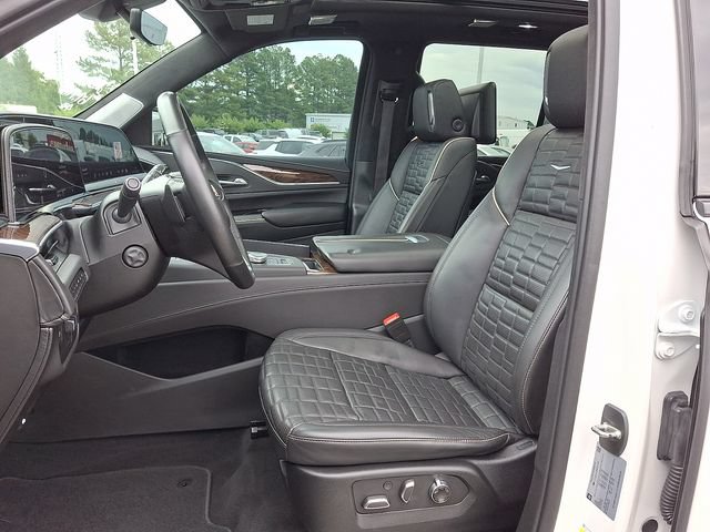 Used 2021 Cadillac Escalade Sport Platinum AWD/4WD image 12