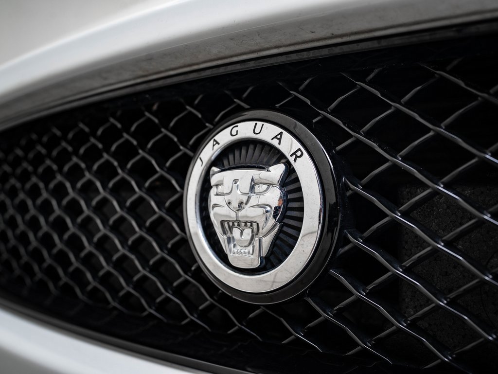 Used 2012 Jaguar XKR R-S image 4