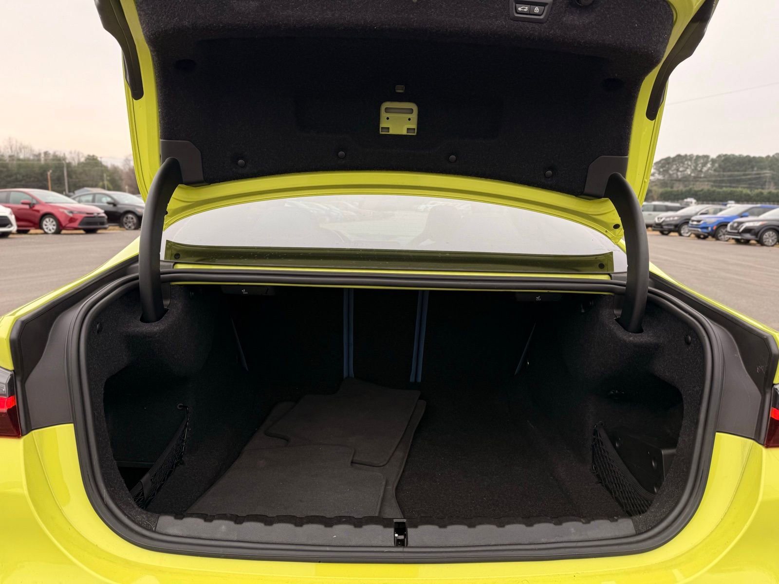 Used 2022 BMW M4 Competition w/ M Carbon Exterior Package image 54